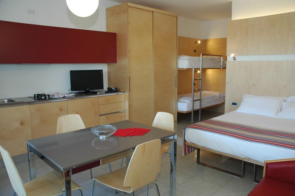 Aparthotel Albatros Lignano Sabbiadoro Extérieur photo