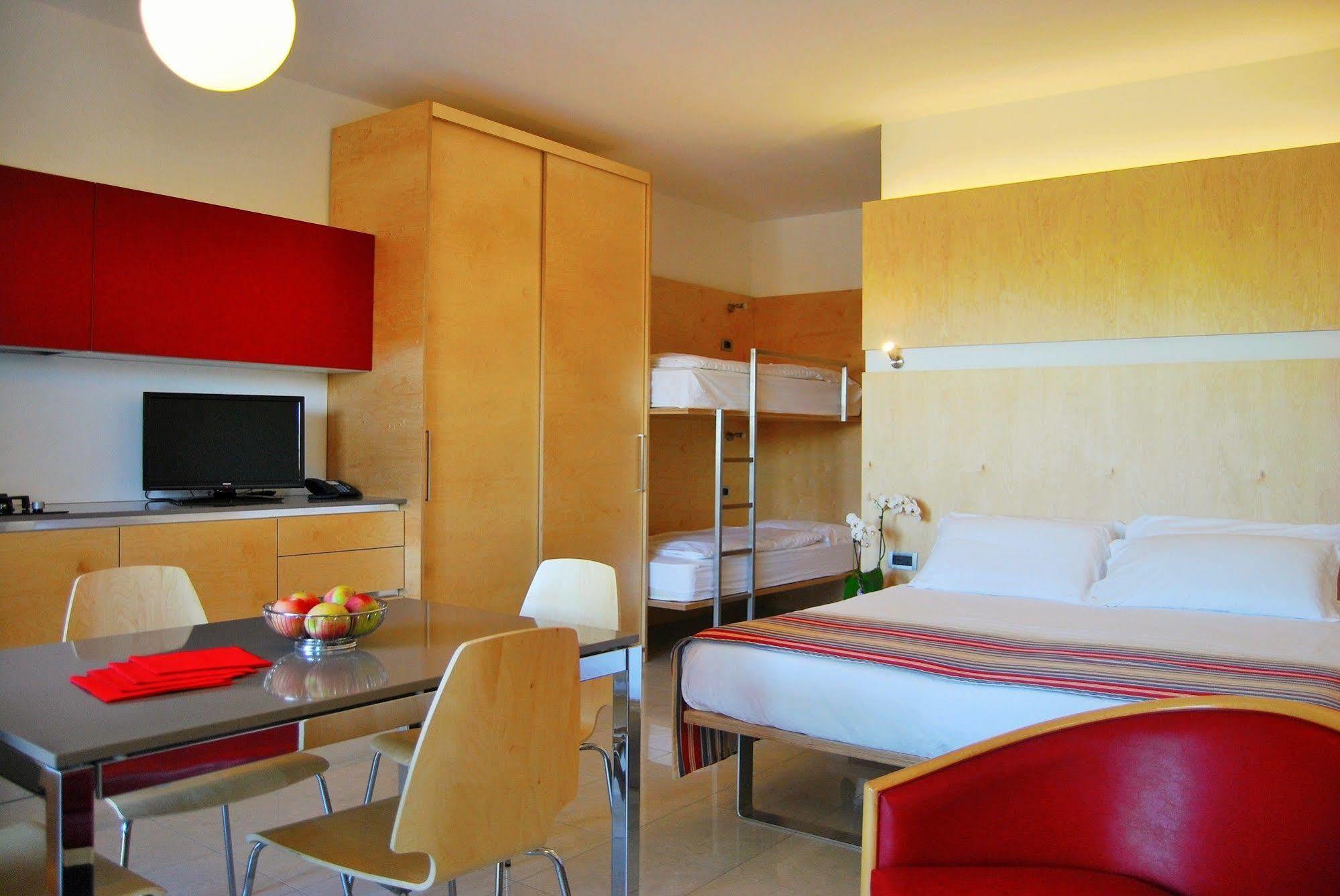 Aparthotel Albatros Lignano Sabbiadoro Extérieur photo